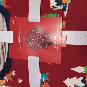 Women's Christmas pajamas